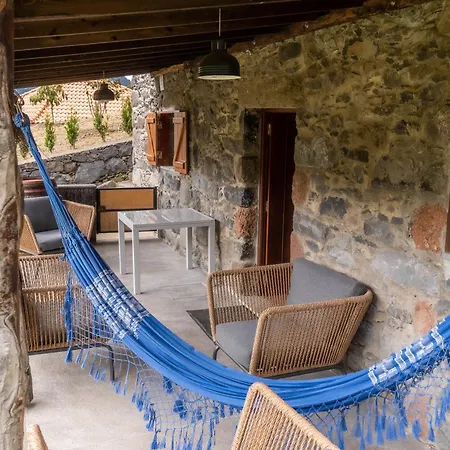 Madeira Bird House - House In The Mountains With Garden *