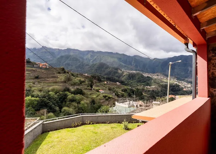 Madeira Bird House - House In The Mountains With Garden * São Vicente