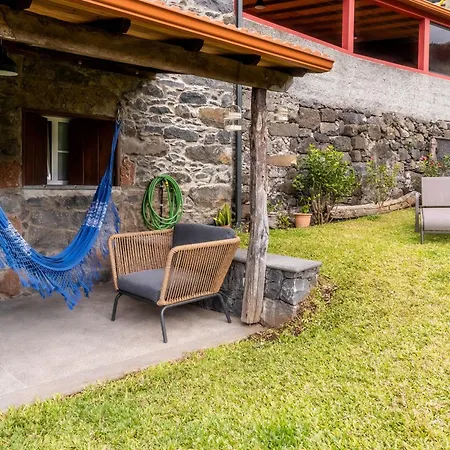 Feriehus Madeira Bird House - House In The Mountains With Garden *
