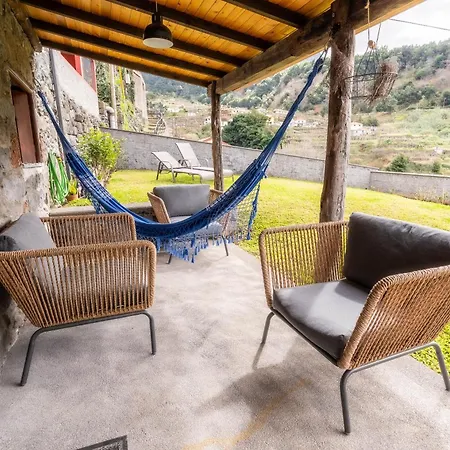 Madeira Bird House - House In The Mountains With Garden * São Vicente