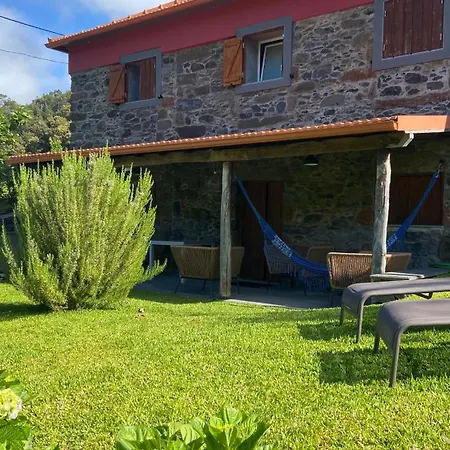 Madeira Bird House - House In The Mountains With Garden Sao Vicente (Madeira)