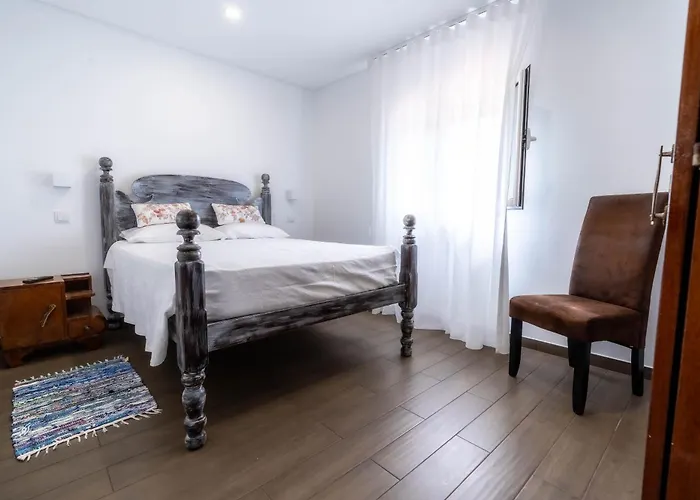 Дом отдыха Madeira Bird House - House In The Mountains With Garden Сан-Висенти