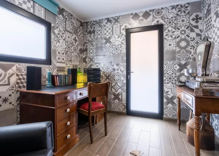 Дом отдыха Madeira Bird House - House In The Mountains With Garden *